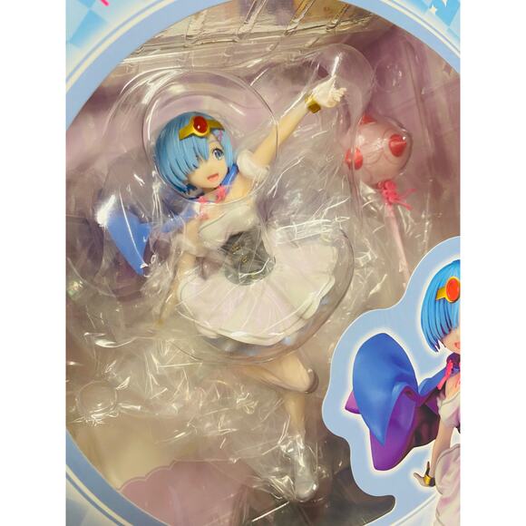Re: Zero Starting Life In Another World REM 1/7 Complete Figure - Picture 2 of 4